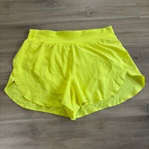 Lululemon Fast and Free High-Rise Short 3" Electric Lemon Women Size 8